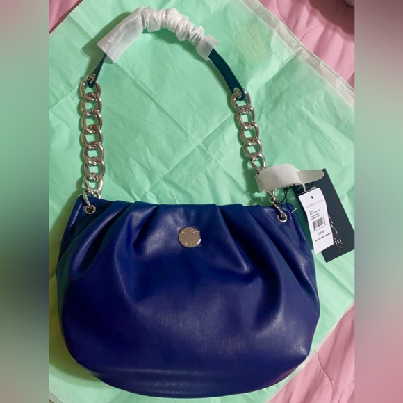 Kendall+Kylie Navy Blue Slouch Purse Silver Link Strap NWT - Picture 4 of 14